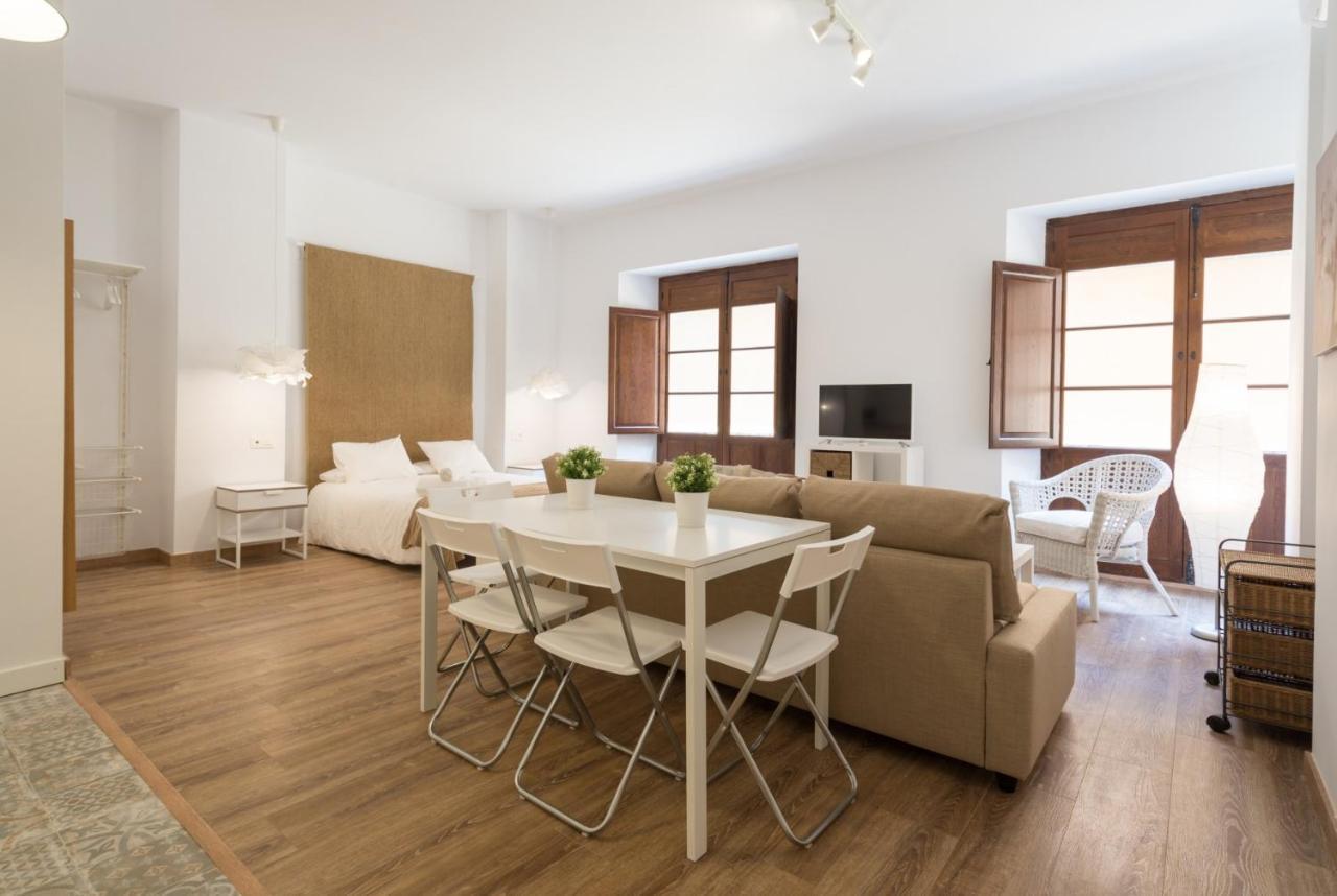 マラガSantiago Premium Loft Iアパートメント エクステリア 写真